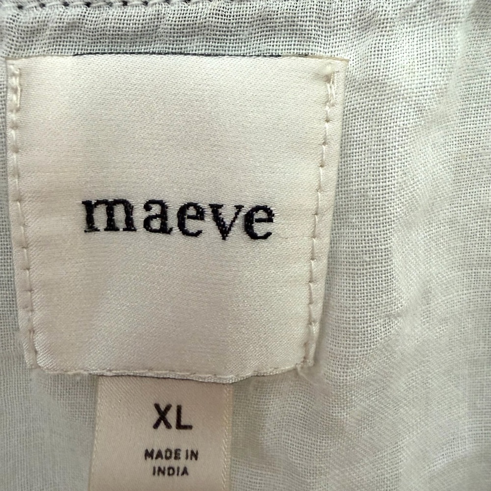 Maeve White Linen Tunic with Black Trim/Stitching XL - Picture 11 of 12